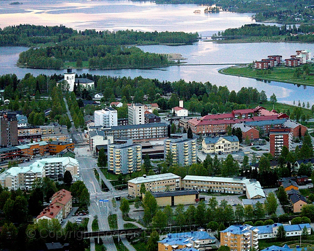 Luften2-liten.jpg - Boden från luften 2
