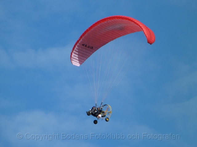 P1040278-fix.jpg - Paramotor